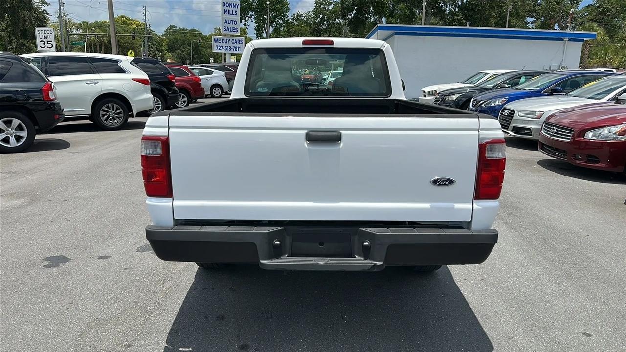Ford Ranger Reg Cab 112" WB STX 2005