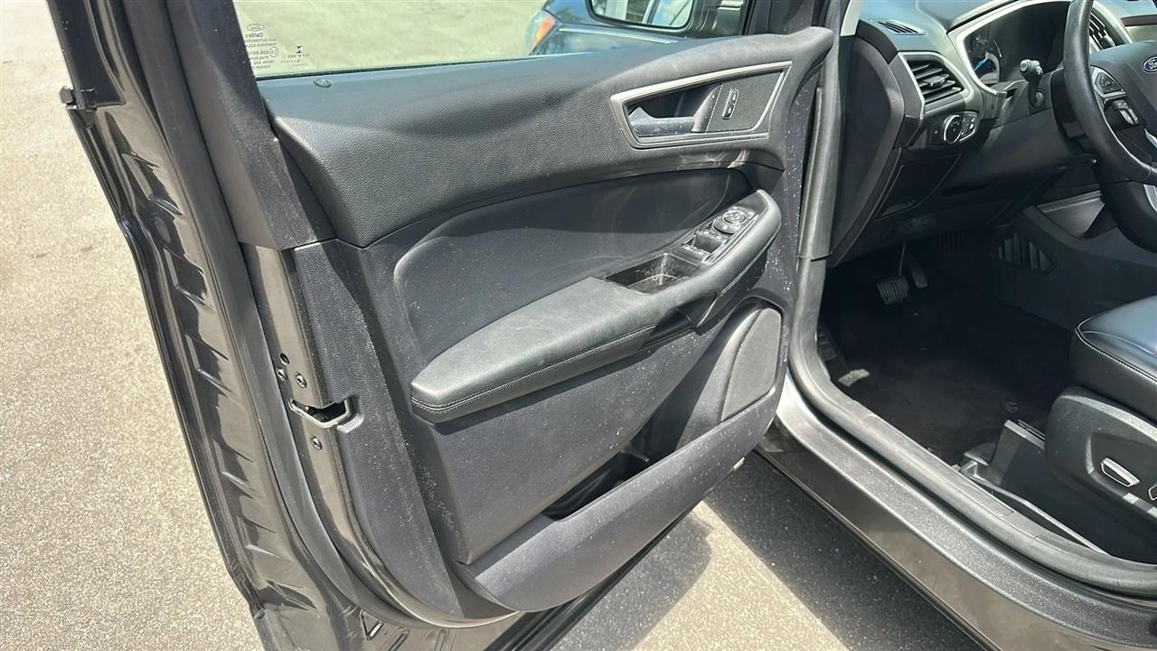 Ford Edge SEL FWD 2019