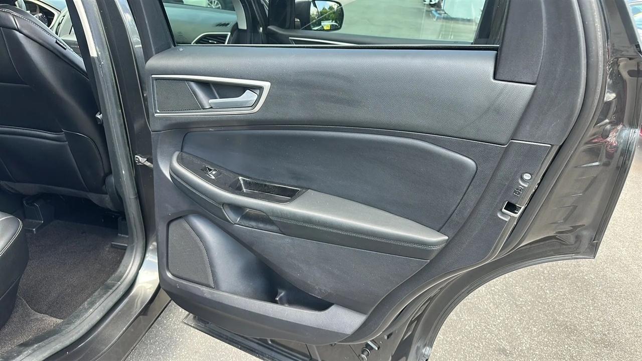 Ford Edge SEL FWD 2019