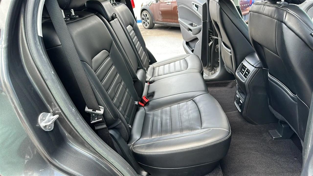 Ford Edge SEL FWD 2019