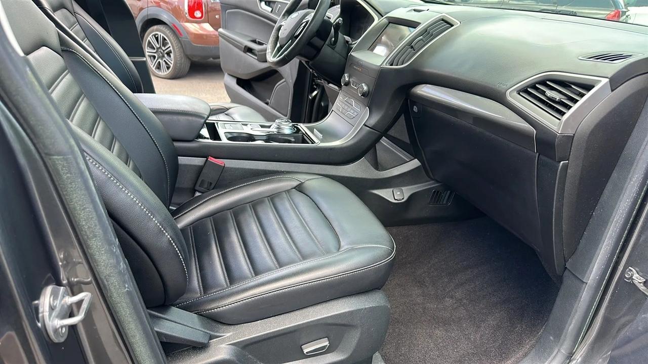 Ford Edge SEL FWD 2019