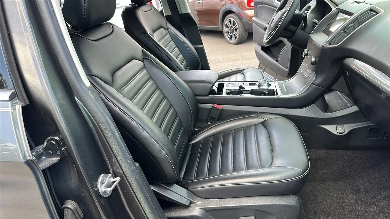 Ford Edge SEL FWD 2019