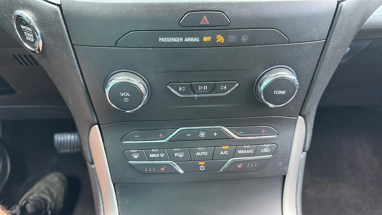 Ford Edge SEL FWD 2019