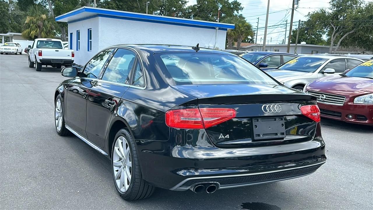 Audi A4 4dr Sdn CVT FrontTrak 2.0T Premium 2014