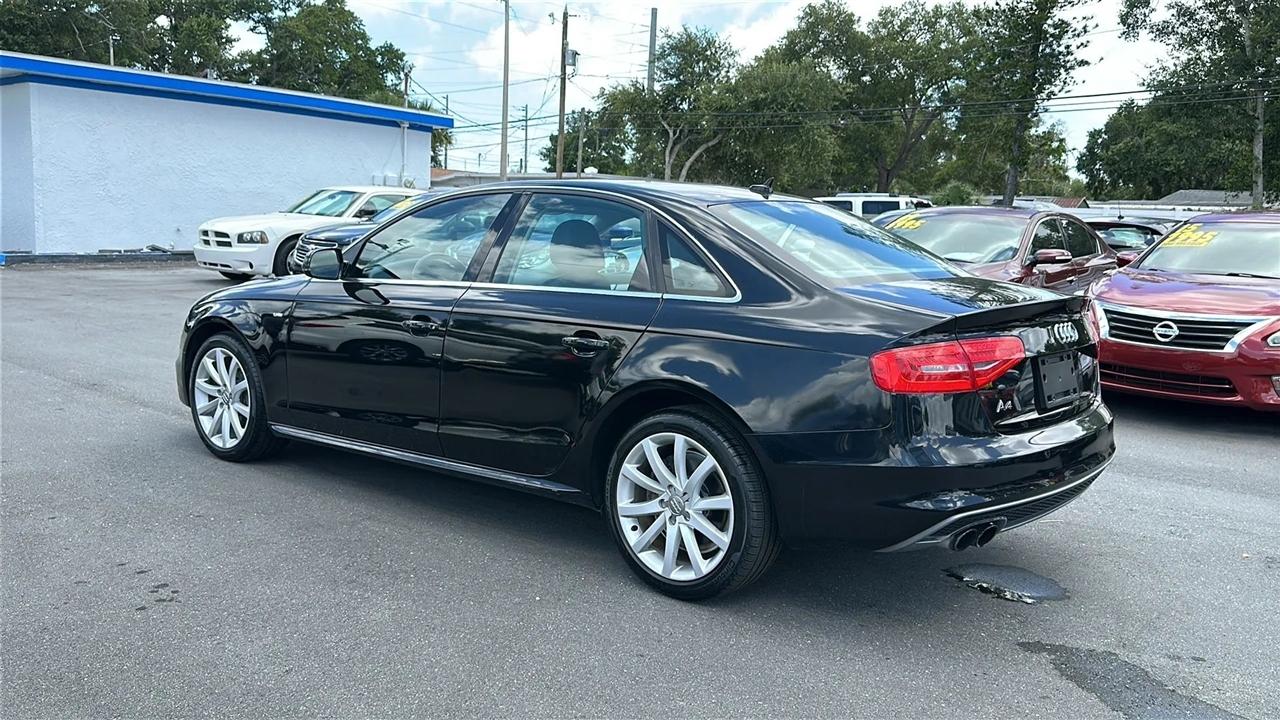 Audi A4 4dr Sdn CVT FrontTrak 2.0T Premium 2014