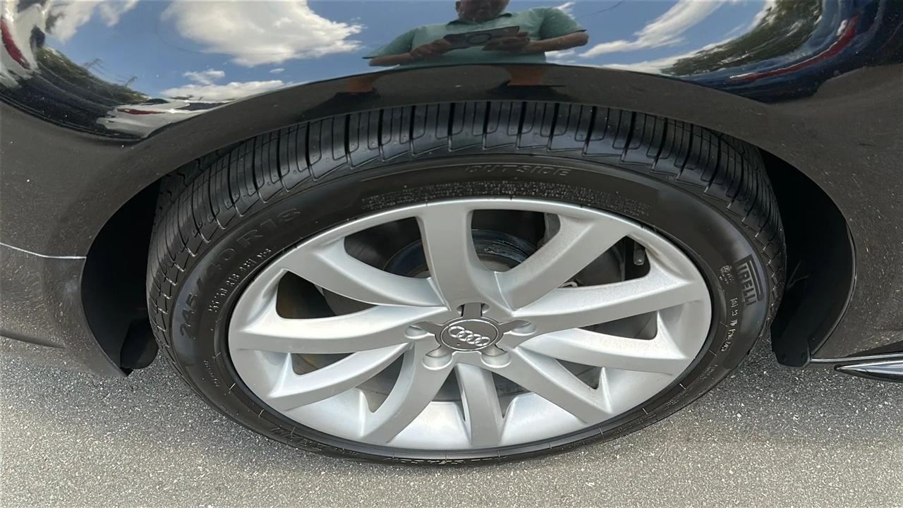 Audi A4 4dr Sdn CVT FrontTrak 2.0T Premium 2014