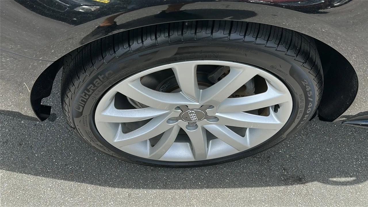 Audi A4 4dr Sdn CVT FrontTrak 2.0T Premium 2014