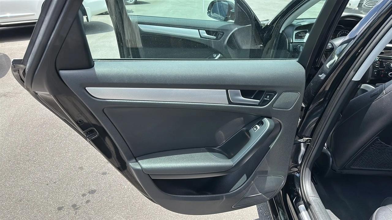 Audi A4 4dr Sdn CVT FrontTrak 2.0T Premium 2014