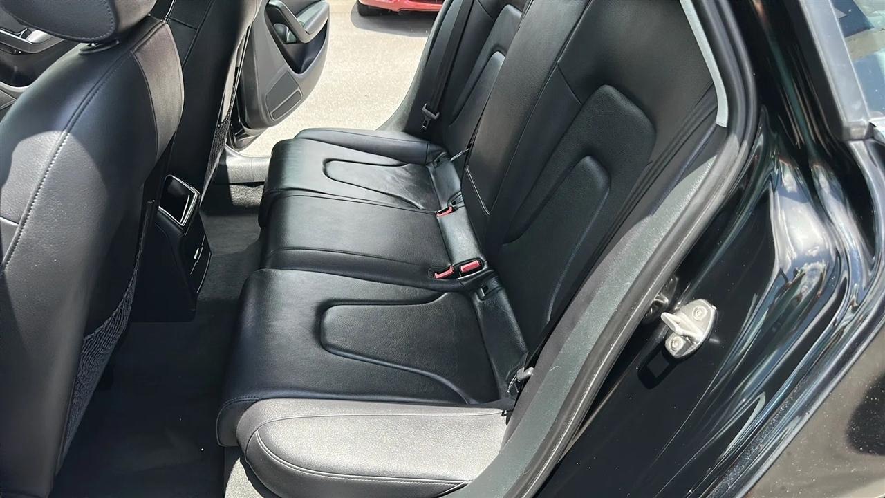 Audi A4 4dr Sdn CVT FrontTrak 2.0T Premium 2014