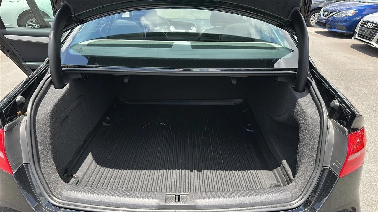 Audi A4 4dr Sdn CVT FrontTrak 2.0T Premium 2014