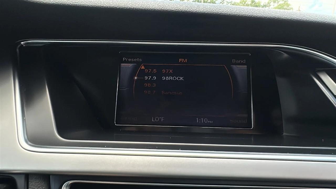 Audi A4 4dr Sdn CVT FrontTrak 2.0T Premium 2014