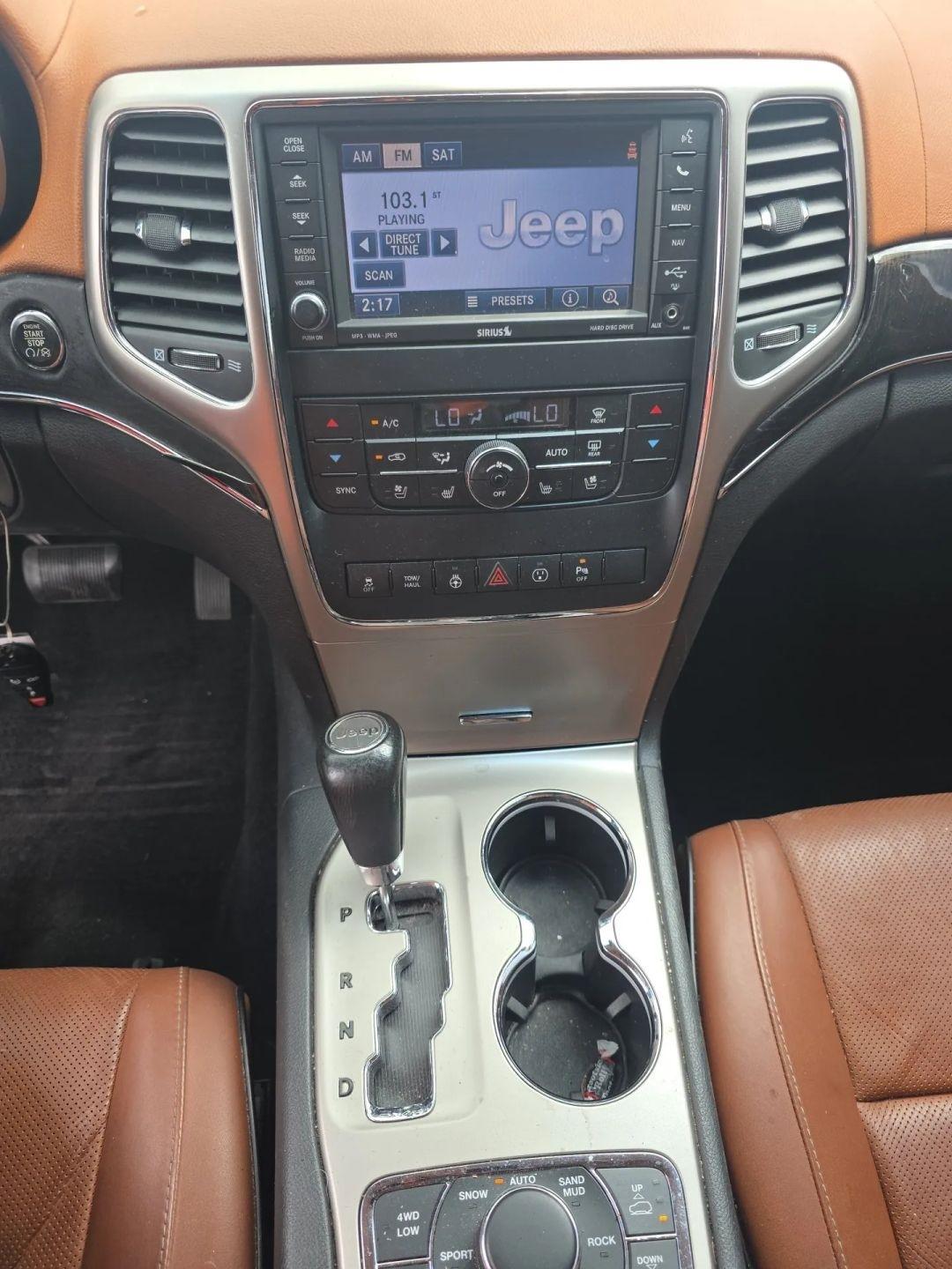 Jeep Grand Cherokee 4WD 4dr Overland Summit 2013