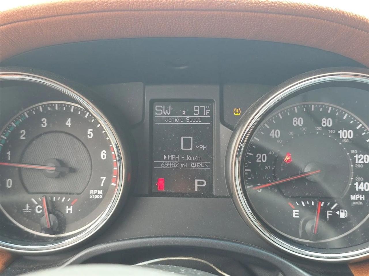 Jeep Grand Cherokee 4WD 4dr Overland Summit 2013
