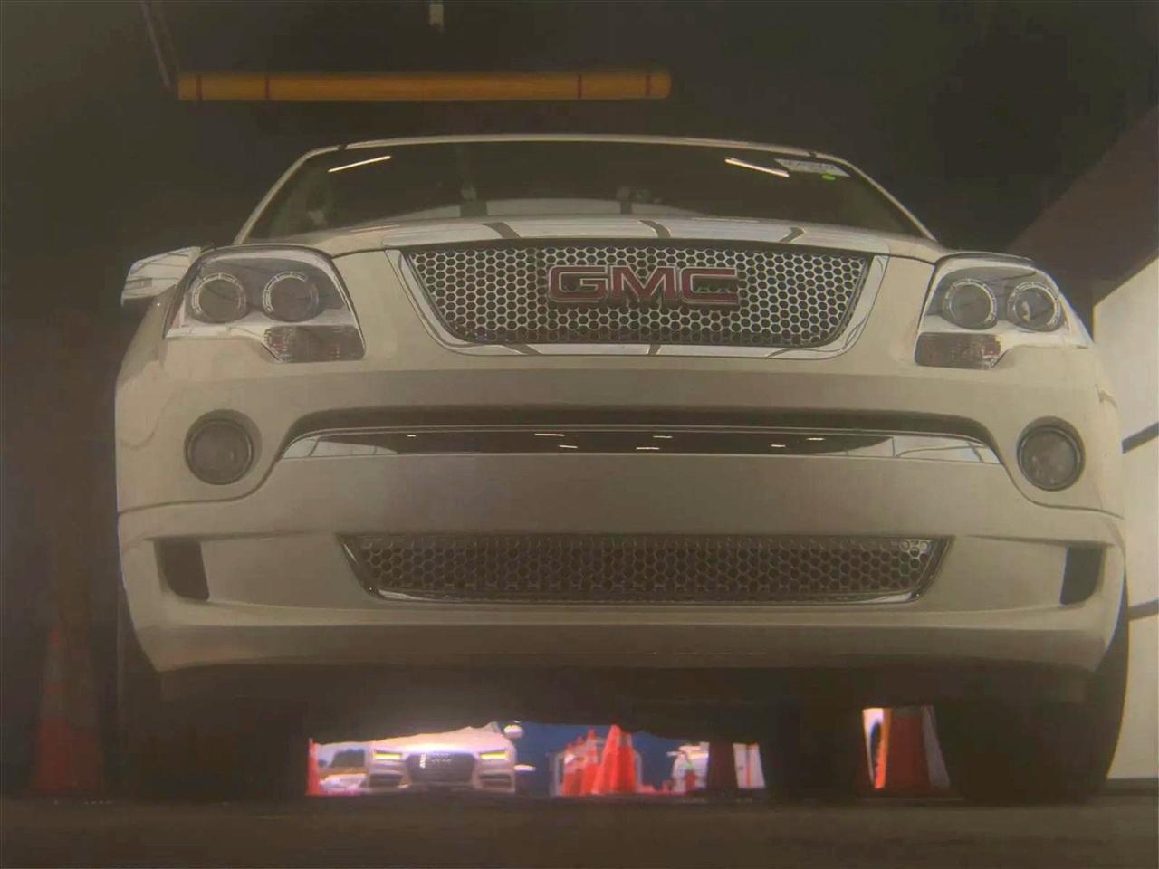 GMC Acadia FWD 4dr Denali 2012