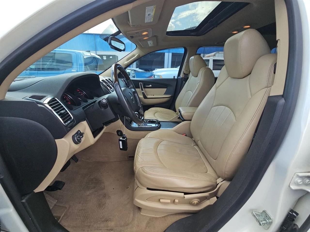 GMC Acadia FWD 4dr Denali 2012