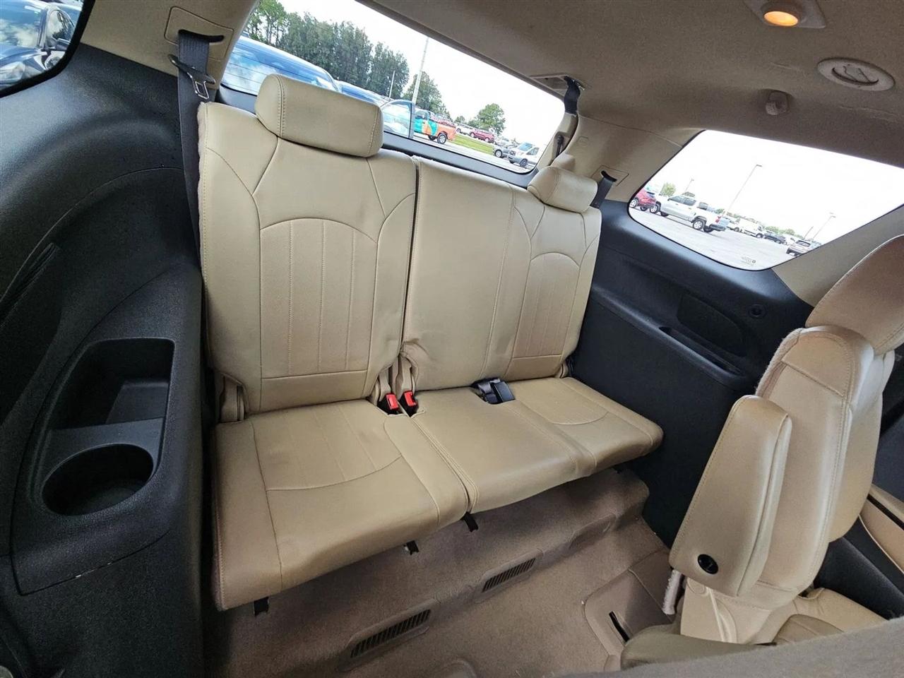 GMC Acadia FWD 4dr Denali 2012