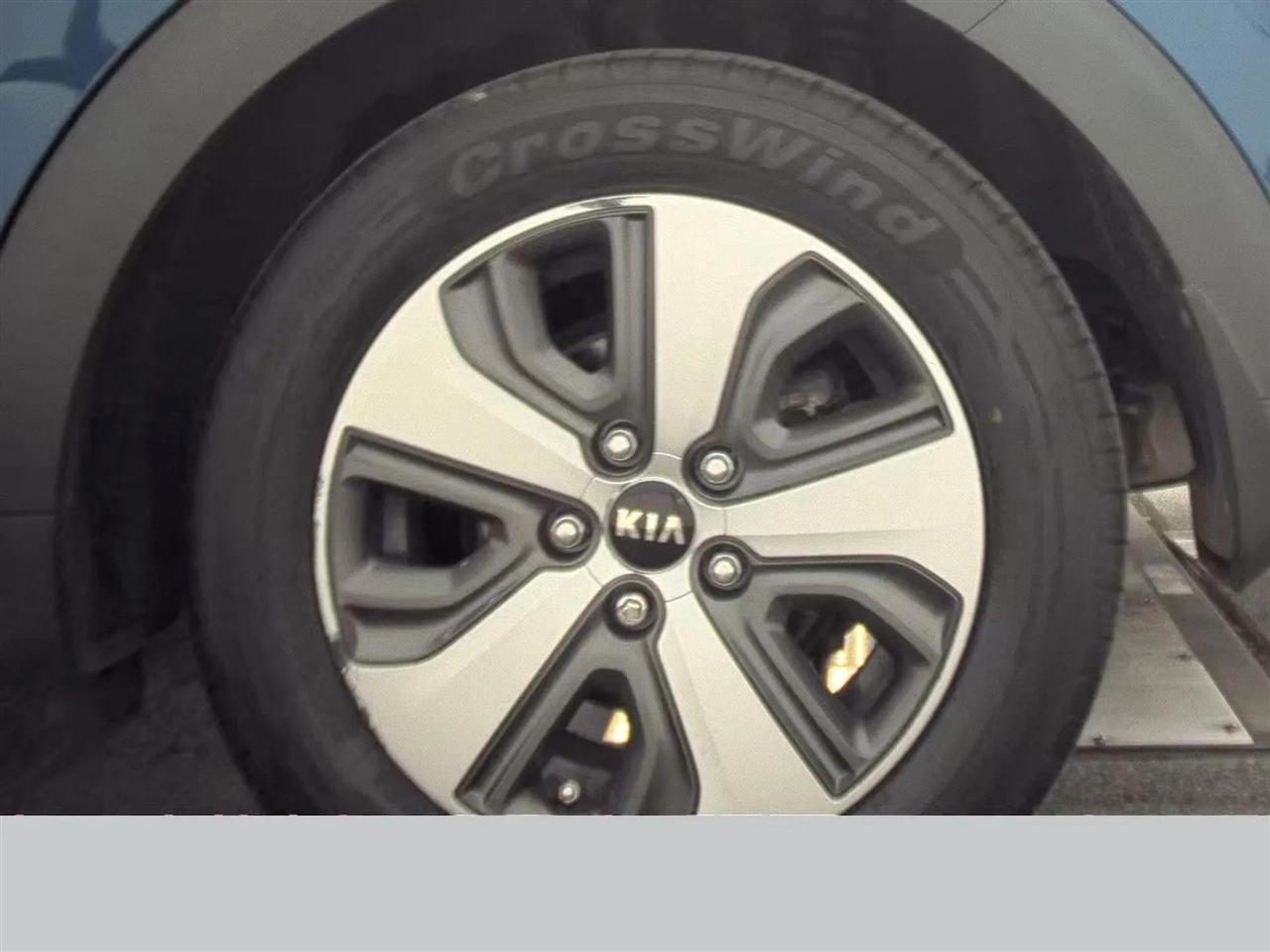 Kia Niro EX FWD 2017