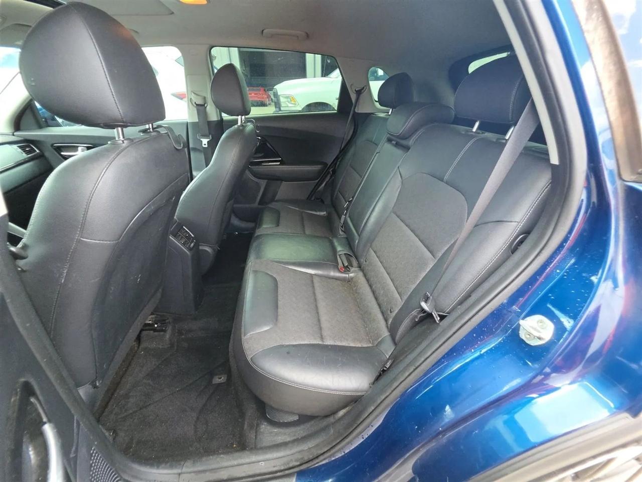 Kia Niro EX FWD 2017