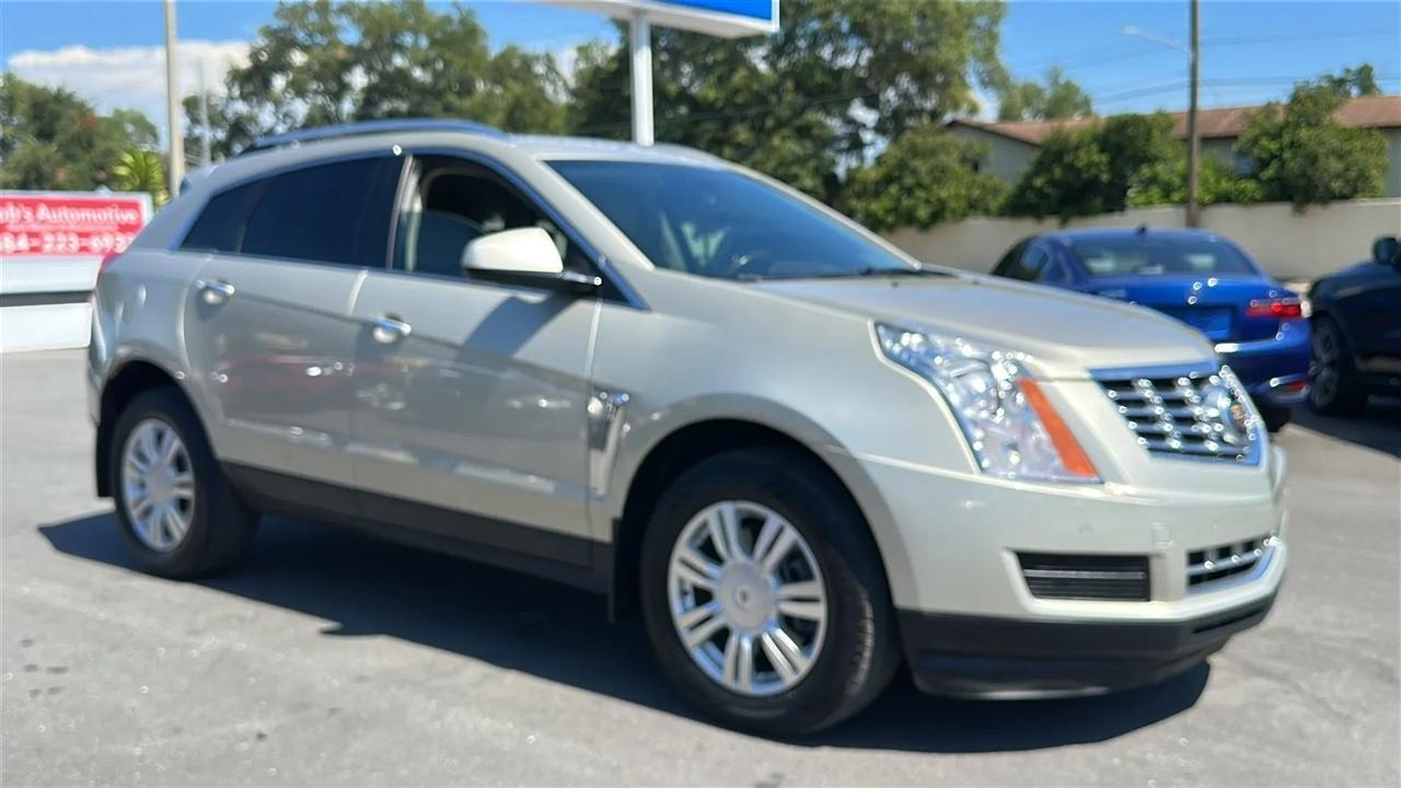 Cadillac SRX FWD 4dr Luxury Collection 2016