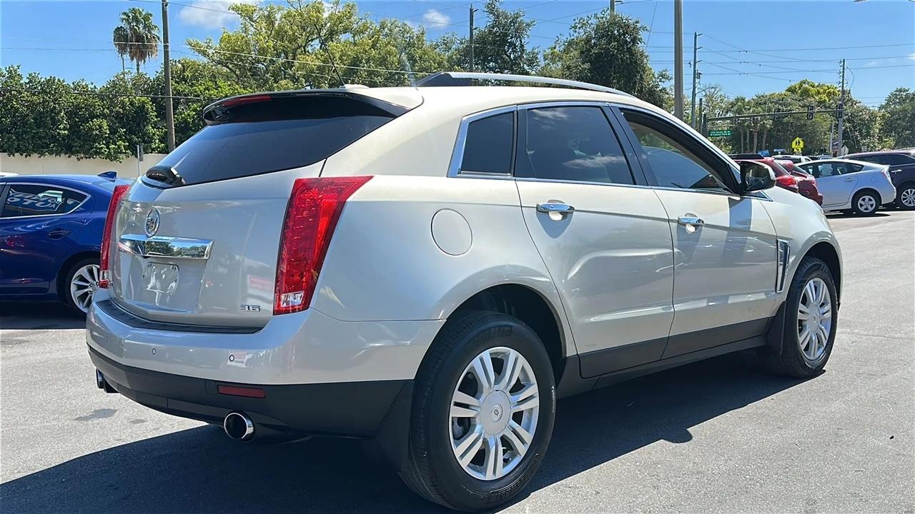 Cadillac SRX FWD 4dr Luxury Collection 2016