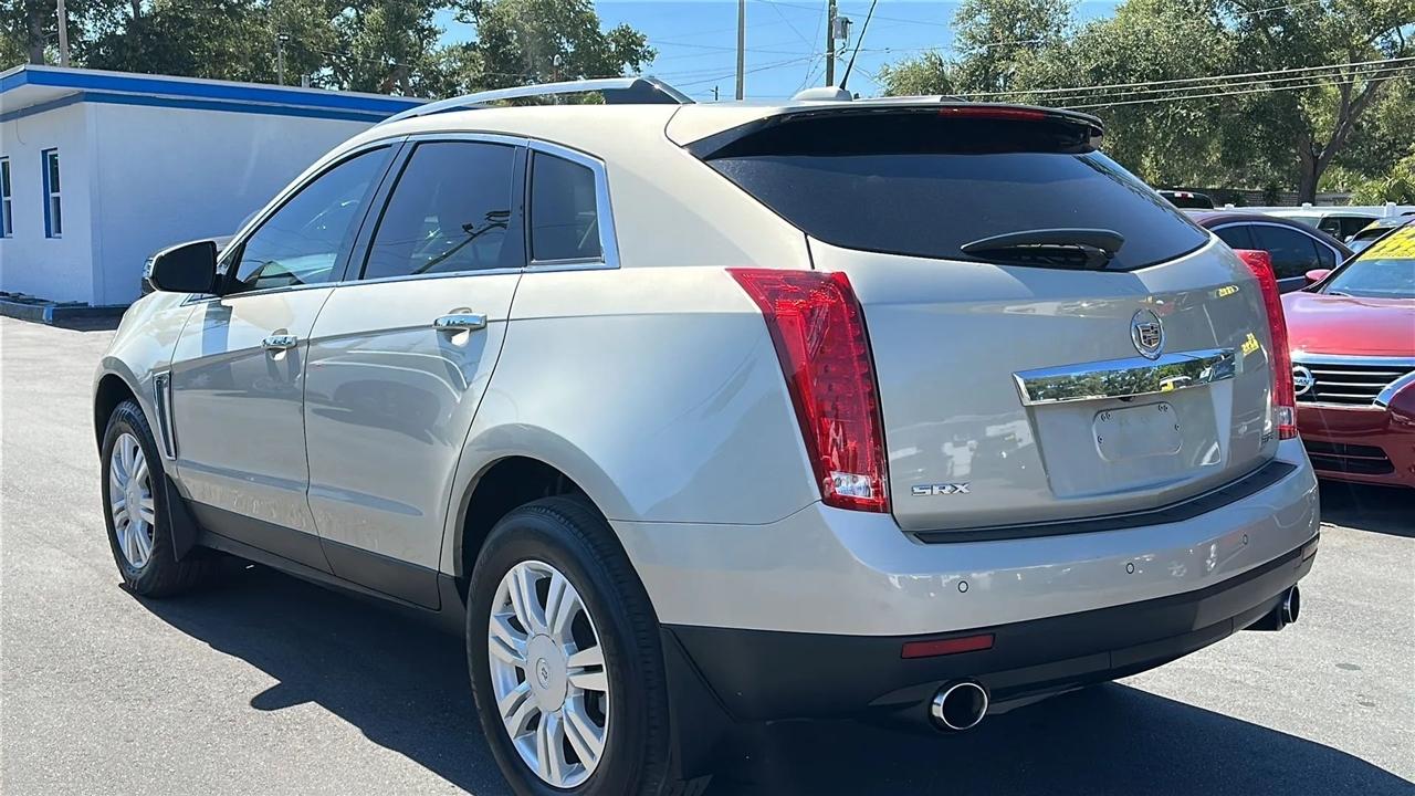 Cadillac SRX FWD 4dr Luxury Collection 2016
