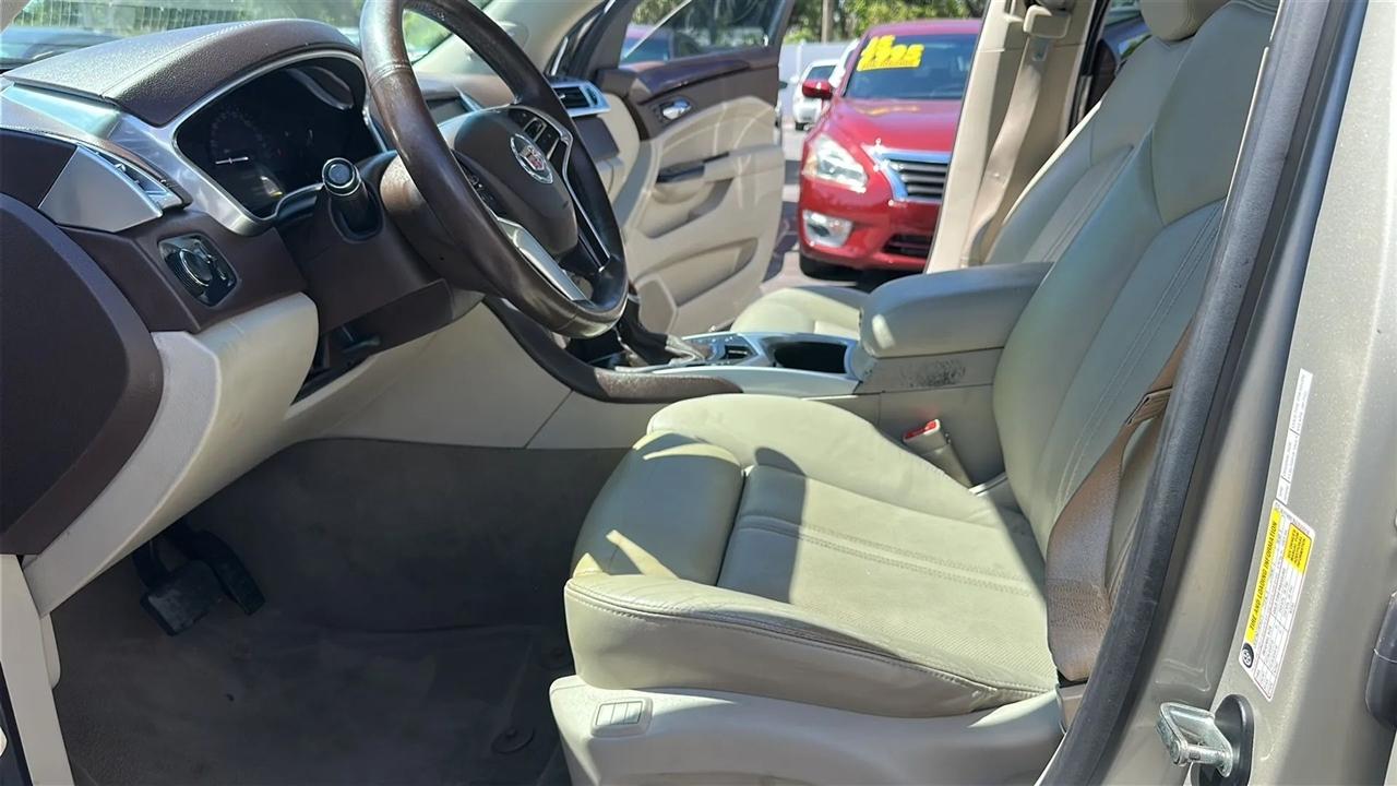 Cadillac SRX FWD 4dr Luxury Collection 2016