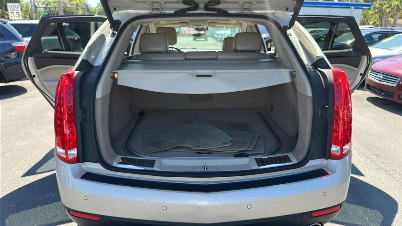 Cadillac SRX FWD 4dr Luxury Collection 2016