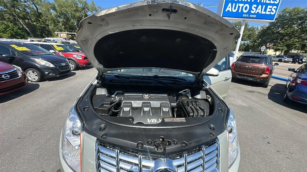 Cadillac SRX FWD 4dr Luxury Collection 2016