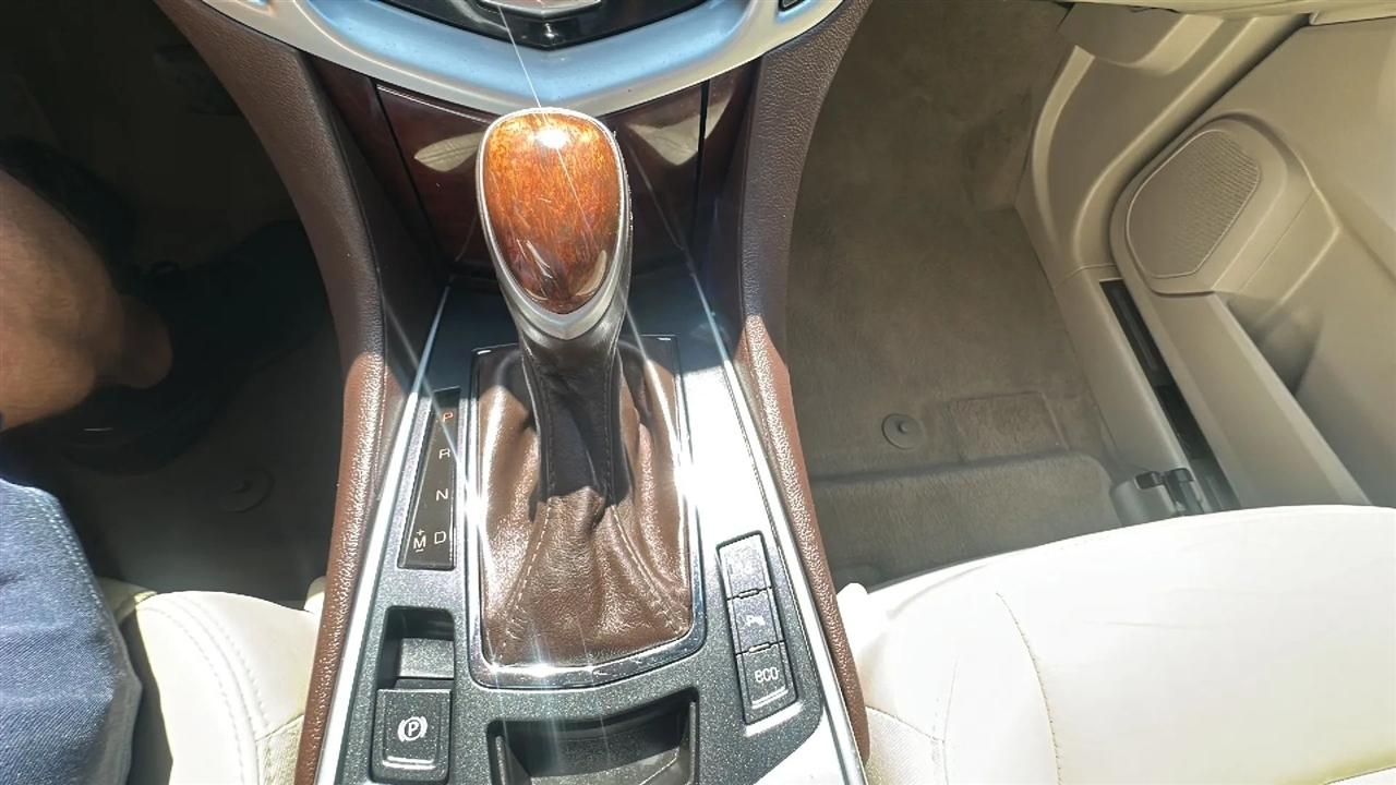Cadillac SRX FWD 4dr Luxury Collection 2016