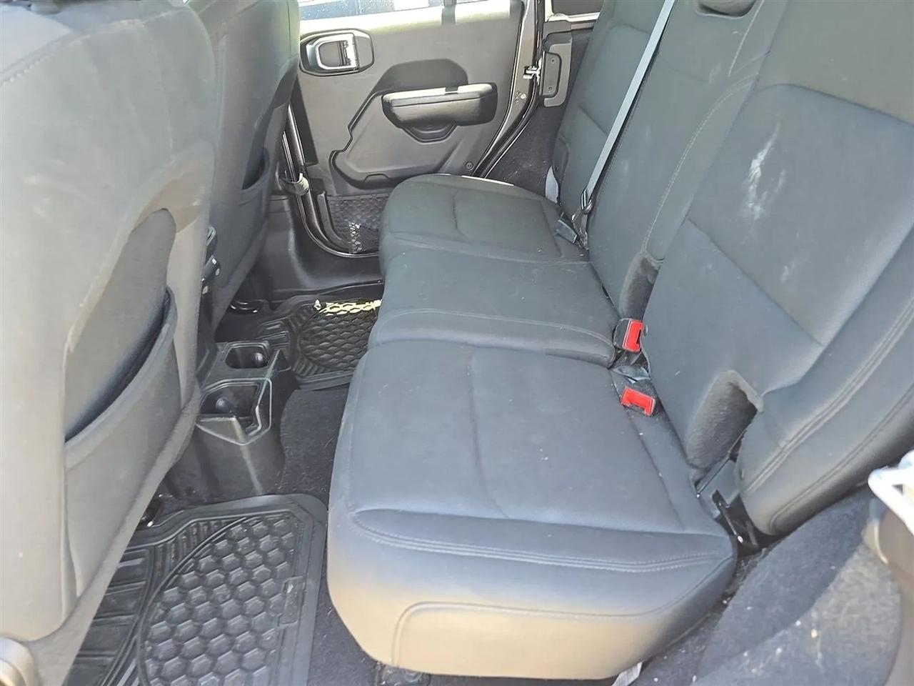 Jeep Wrangler Unlimited Sport S 4x4 2018