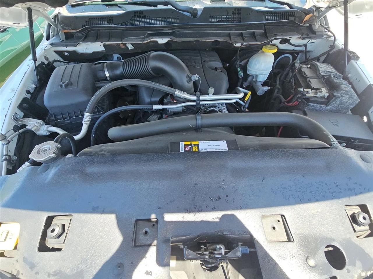 RAM 1500 Classic SLT 4x4 Crew Cab 5'7" Box 2019