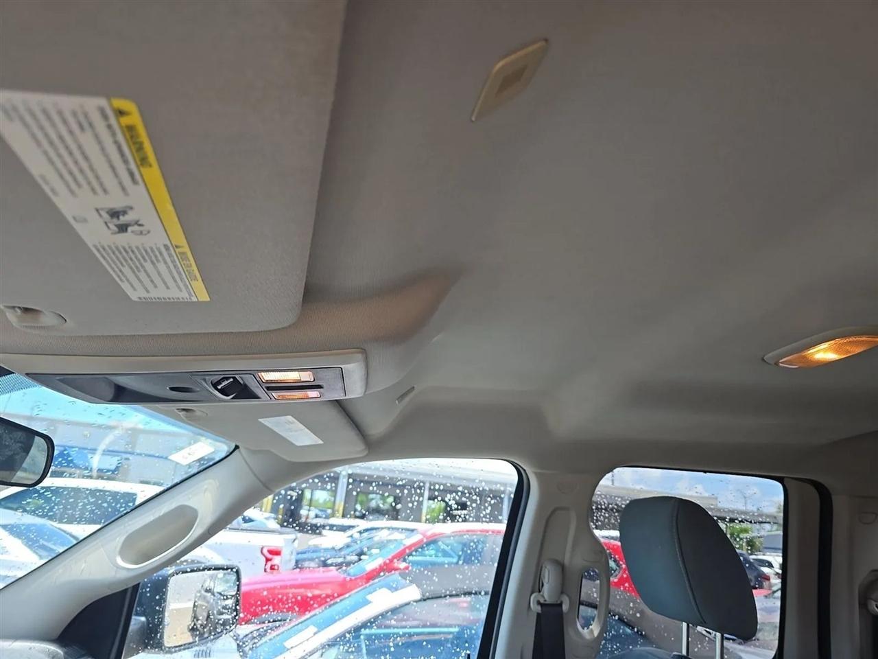 RAM 1500 SLT 4x2 Quad Cab 6'4" Box 2017