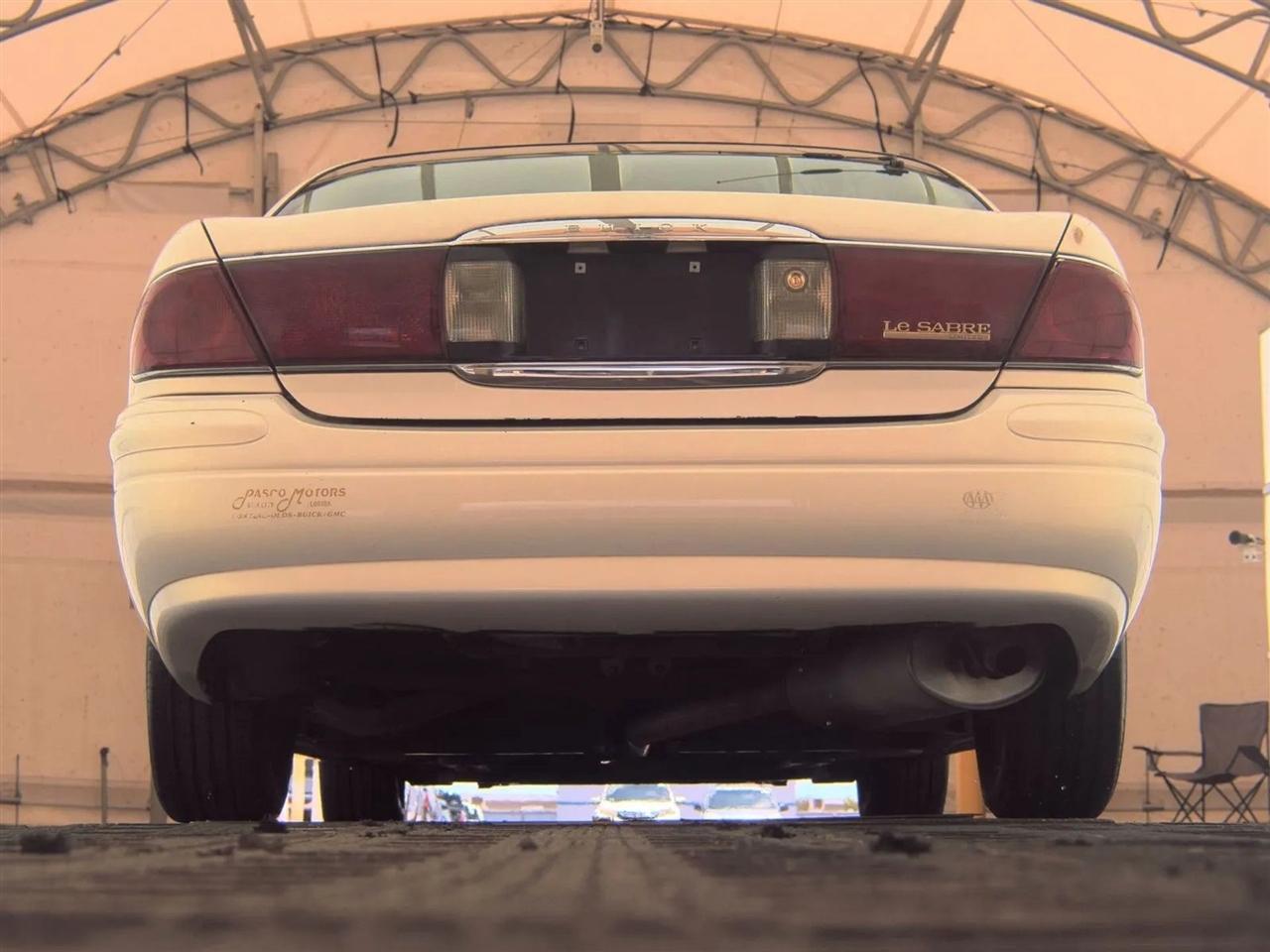 Buick LeSabre 4dr Sdn Limited 2004