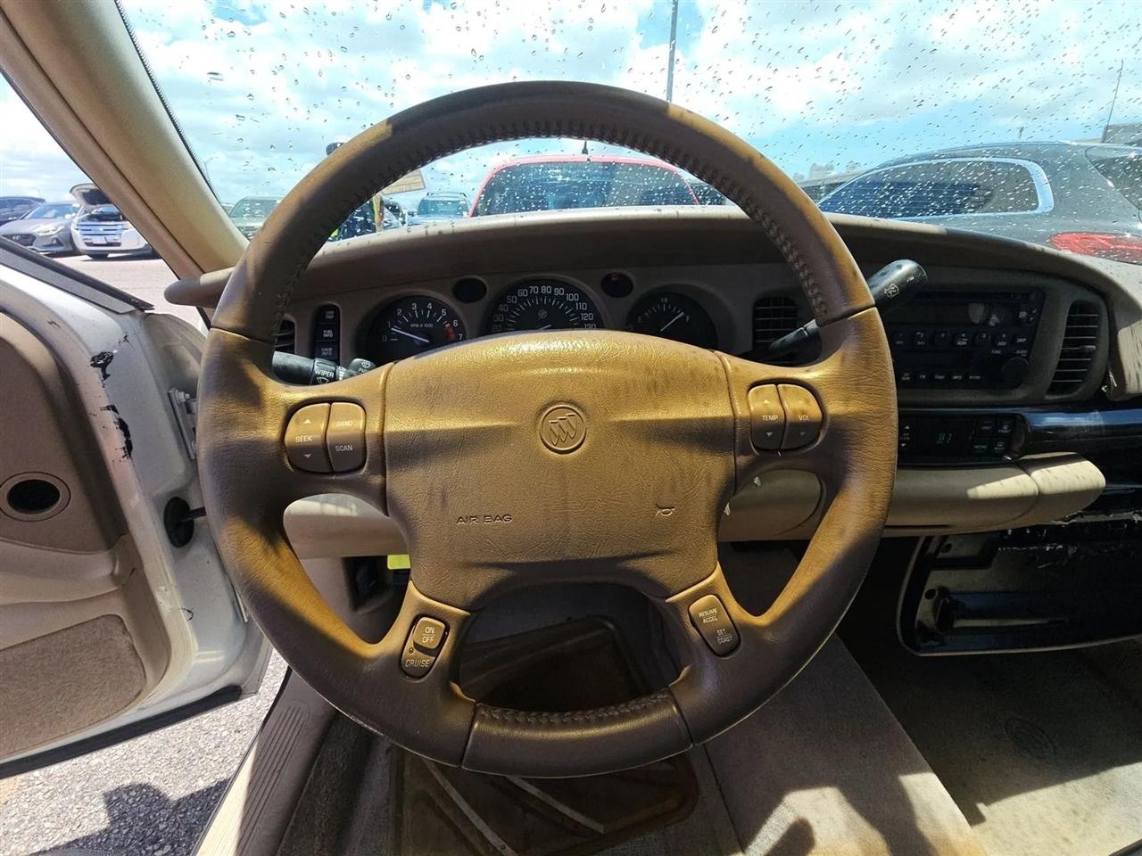Buick LeSabre 4dr Sdn Limited 2004