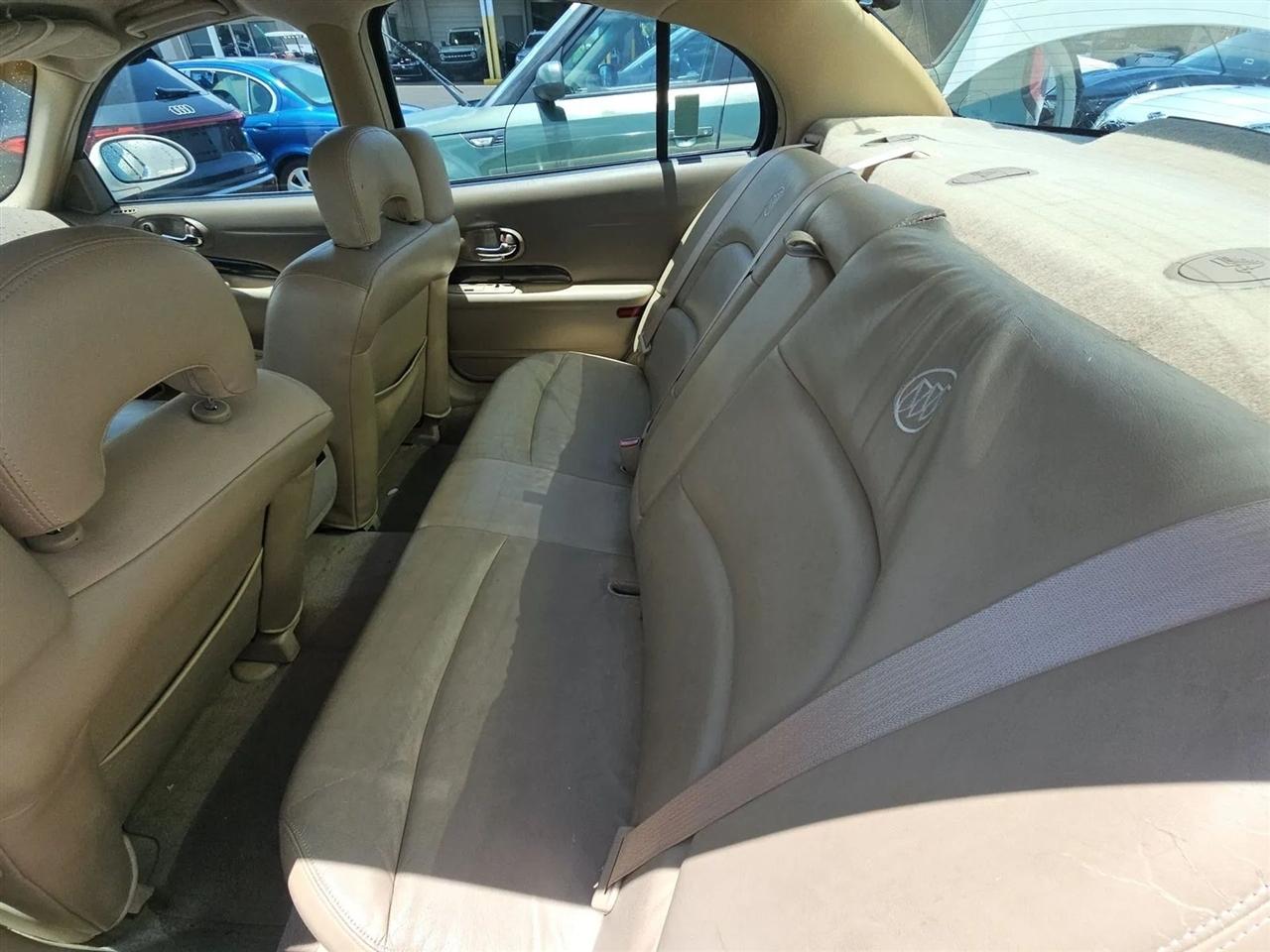 Buick LeSabre 4dr Sdn Limited 2004