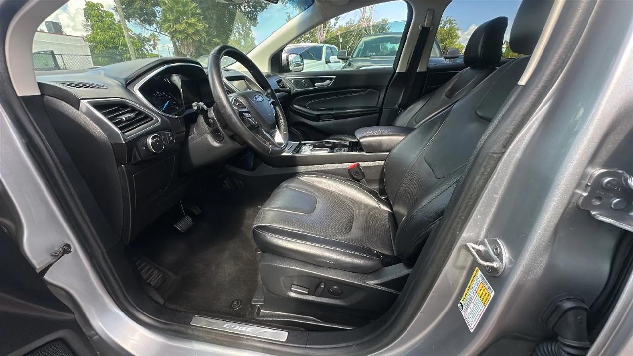 Ford Edge Titanium FWD 2020
