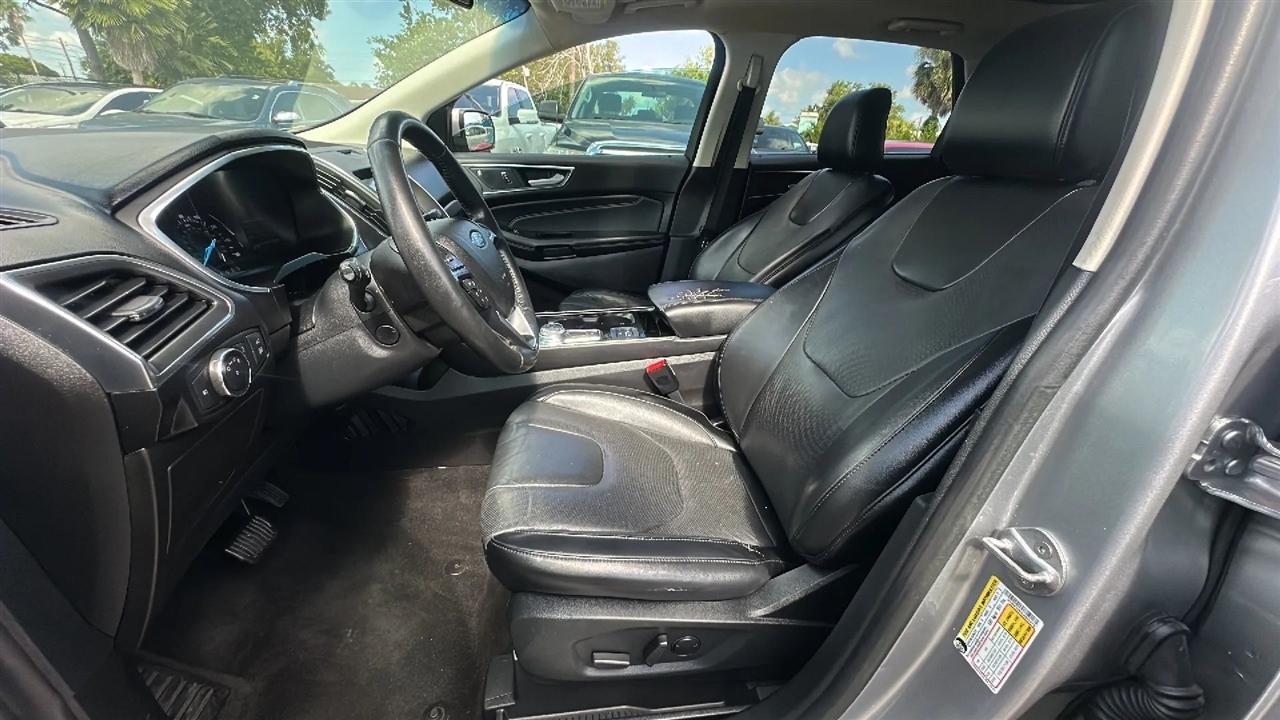 Ford Edge Titanium FWD 2020