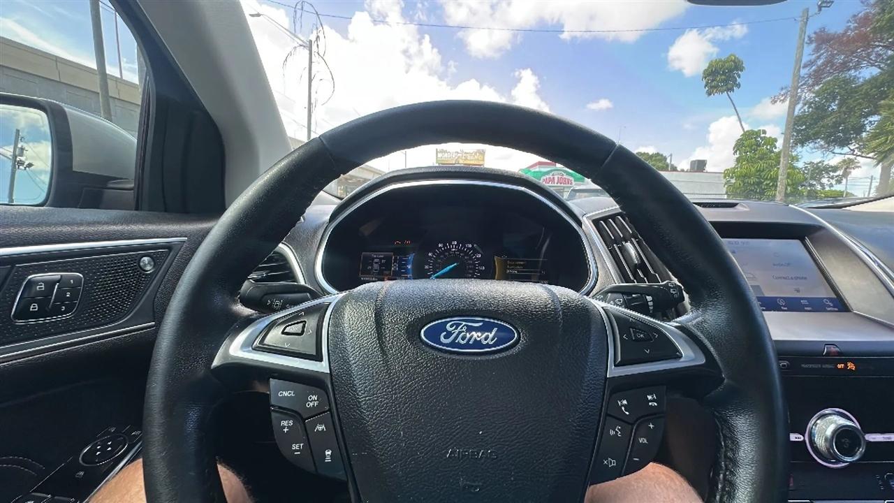 Ford Edge Titanium FWD 2020