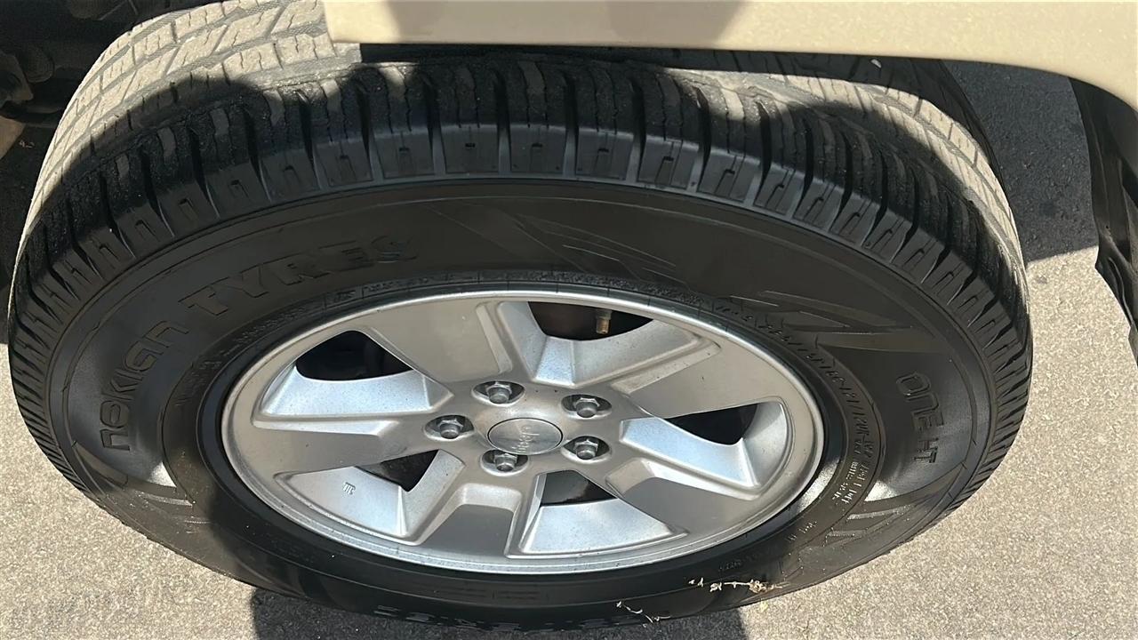 Jeep Liberty 4WD 4dr Sport 2011
