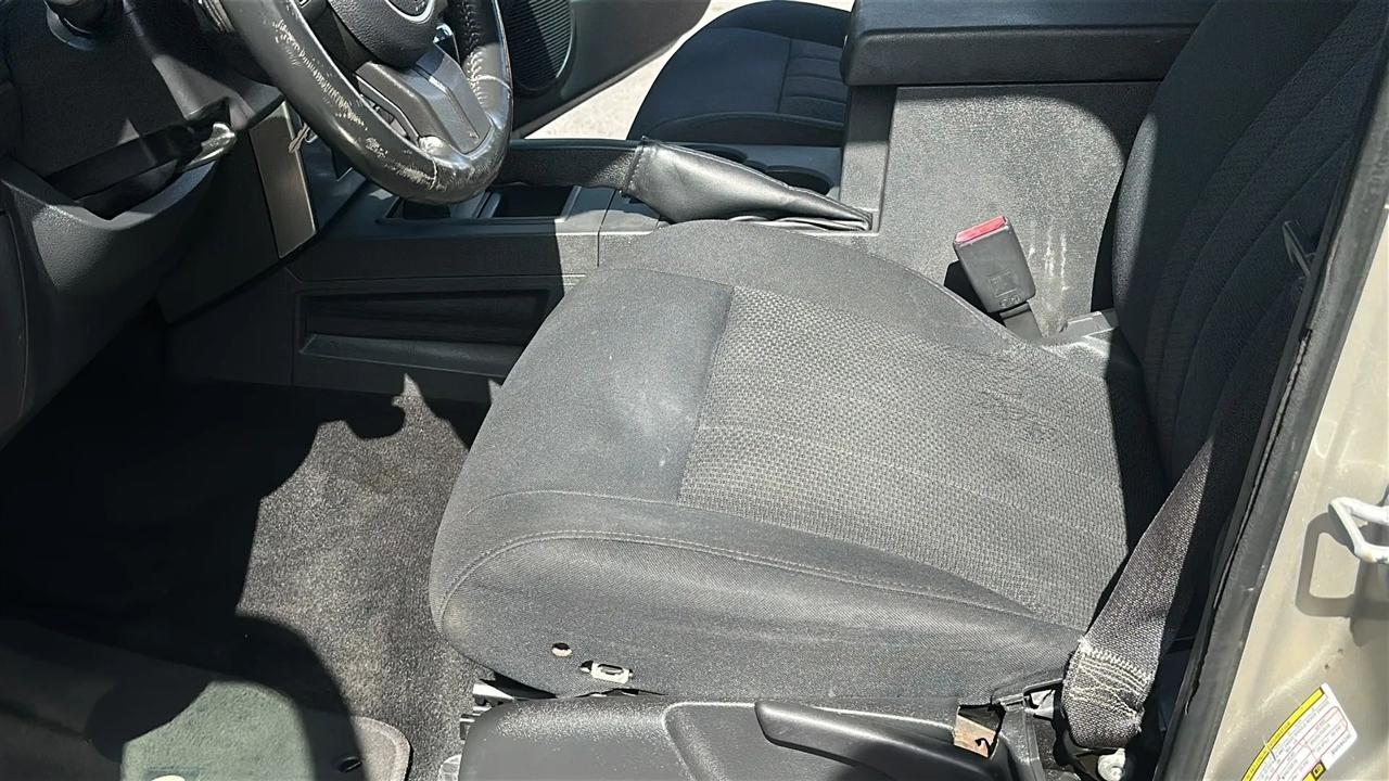 Jeep Liberty 4WD 4dr Sport 2011