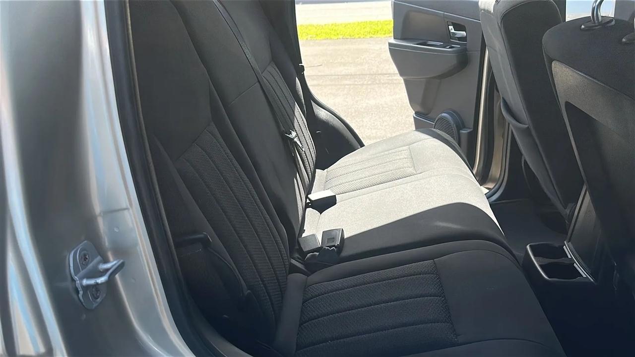 Jeep Liberty 4WD 4dr Sport 2011