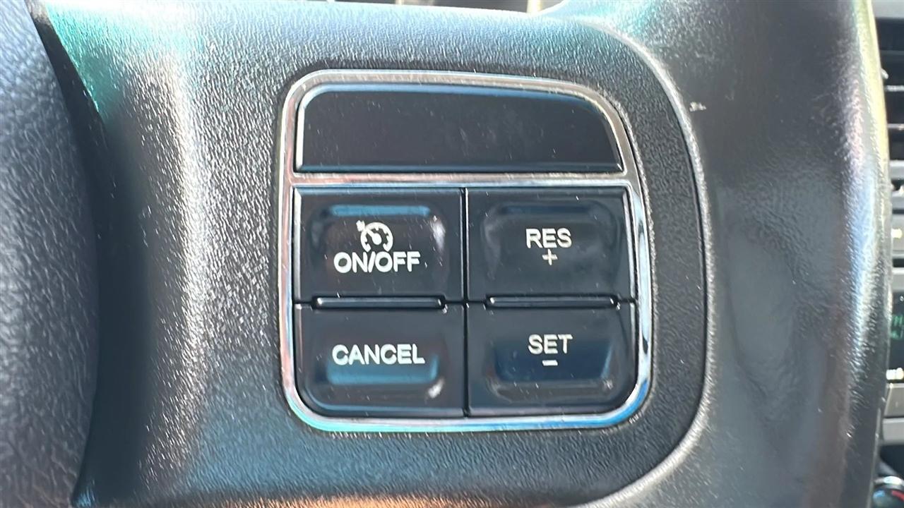Jeep Liberty 4WD 4dr Sport 2011