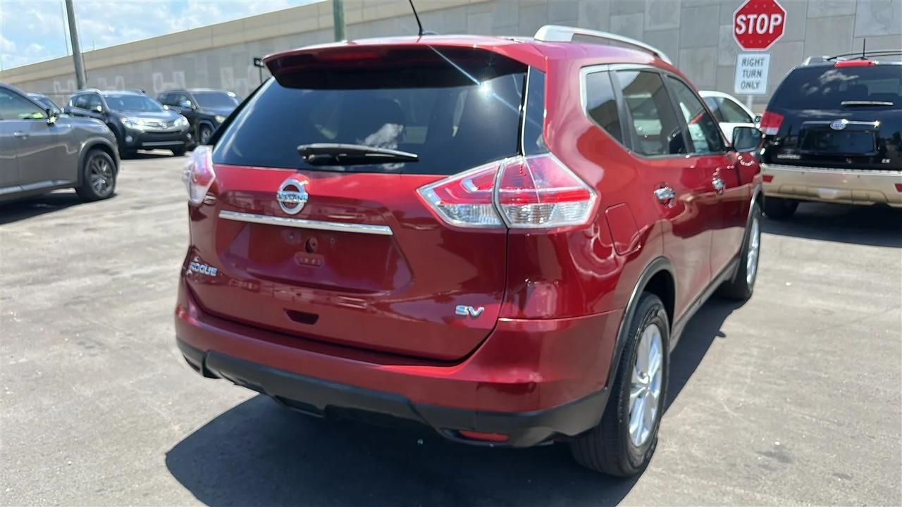 Nissan Rogue FWD 4dr SV 2015