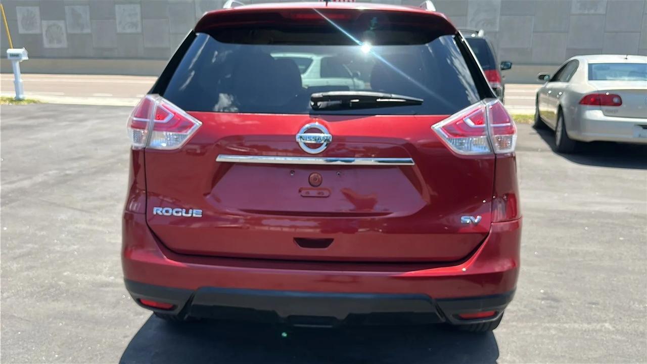 Nissan Rogue FWD 4dr SV 2015