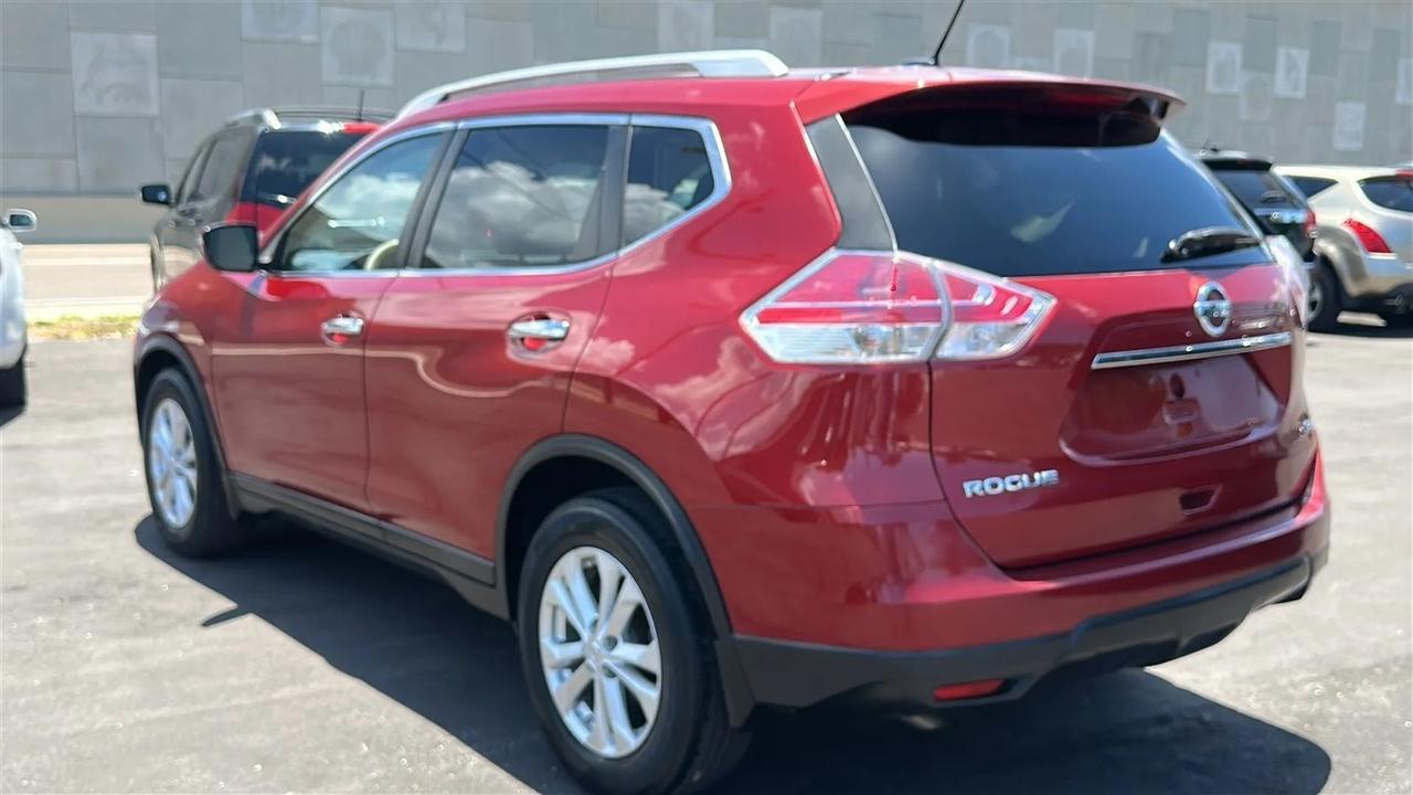 Nissan Rogue FWD 4dr SV 2015