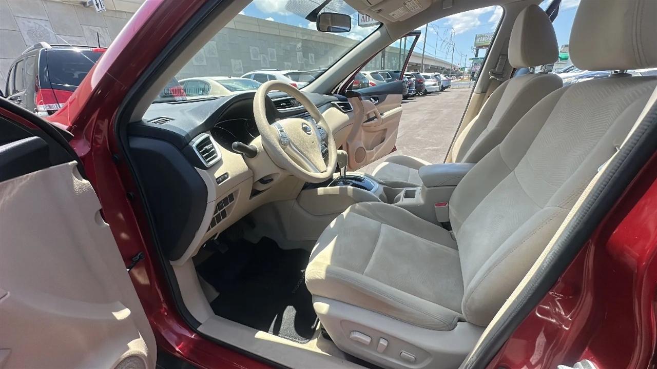 Nissan Rogue FWD 4dr SV 2015