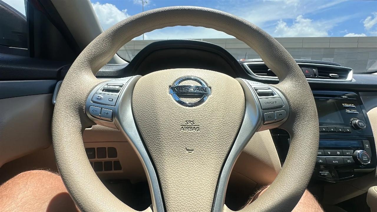 Nissan Rogue FWD 4dr SV 2015