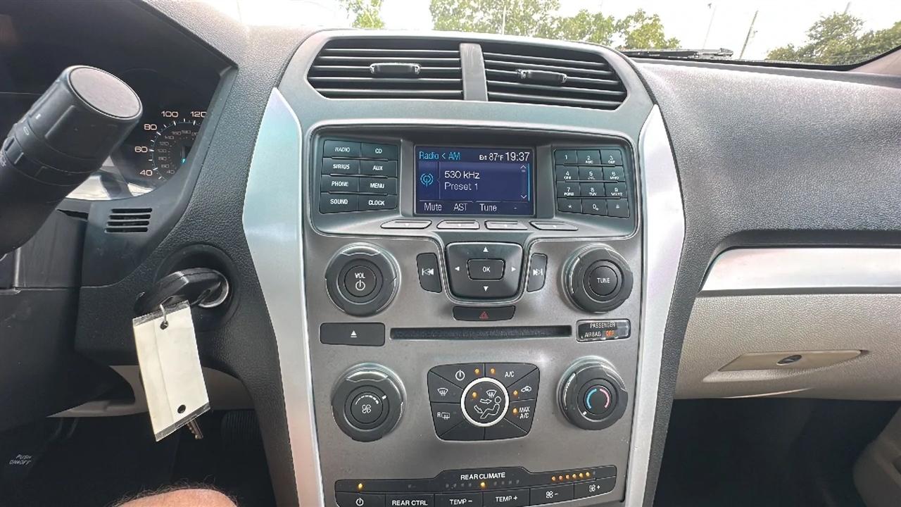 Ford Explorer FWD 4dr Base 2014
