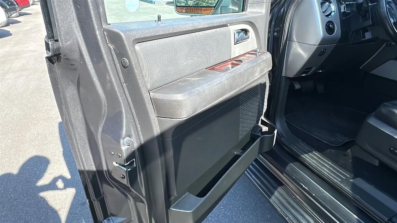 Ford Expedition EL 2WD 4dr Limited 2007