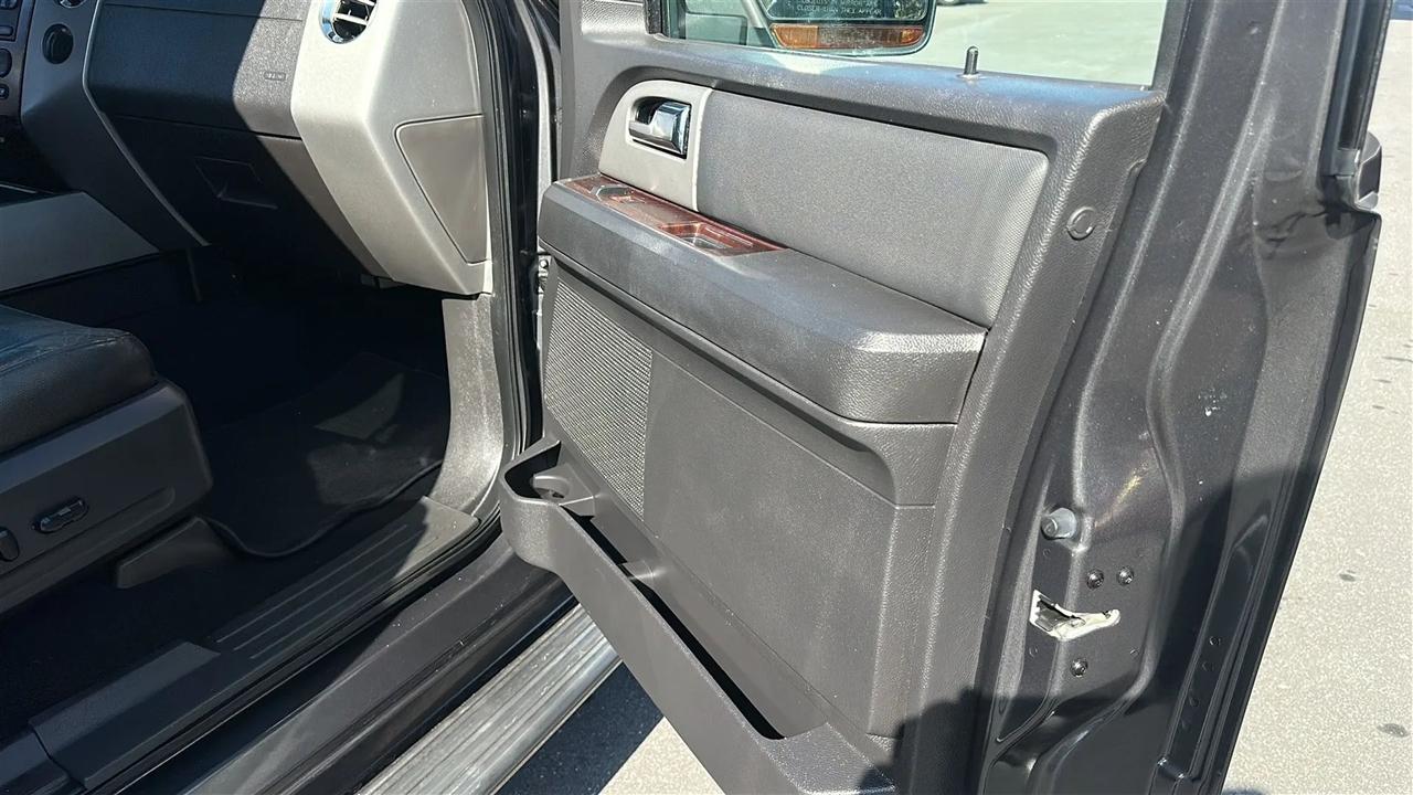 Ford Expedition EL 2WD 4dr Limited 2007
